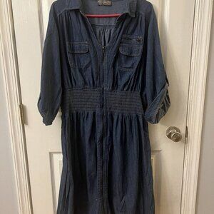 J Gee denim‎ blue Jean shorts sleeve dress with zipper.  Women’s Size 2X.